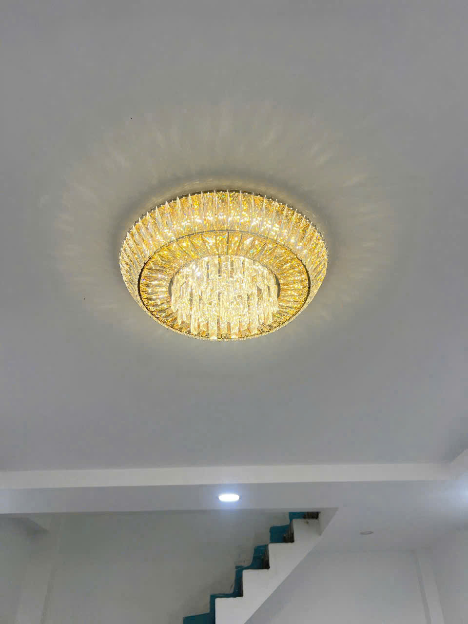 đèn pha lê lắp phòng khách phi 600mm